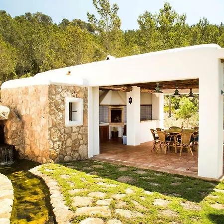Villa Torres Caron *