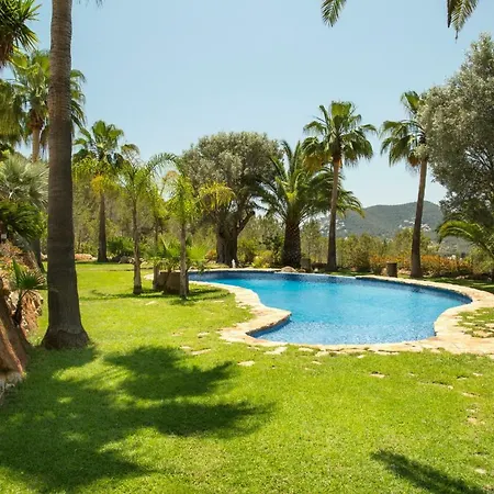 Torres Caron Villa